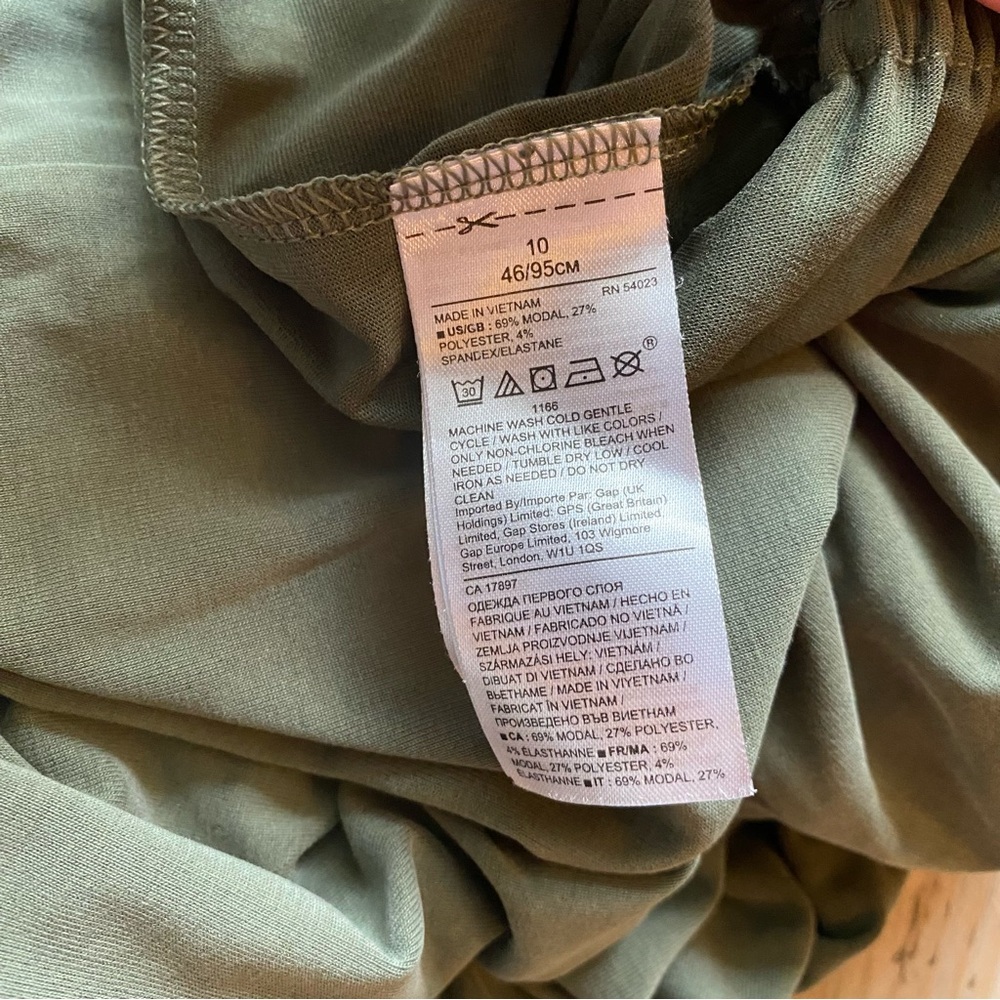 BANANA REPUBLIC Sandwash Modal cropped jumpsuit Size 10 Green - Picture 6 of 16
